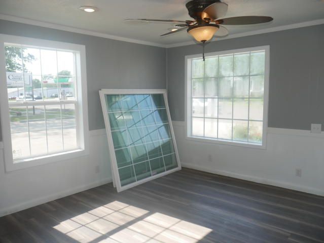 531 E Cleveland Ave, Monett, MO 65708